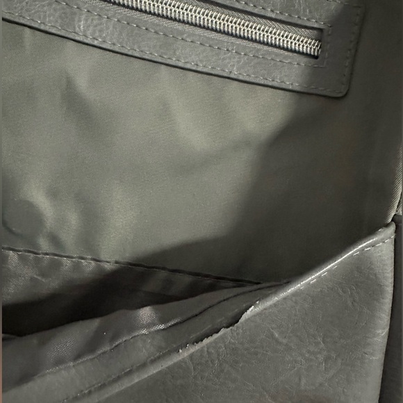 Beis Diaper Backpack - Picture 4 of 4